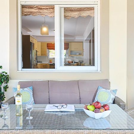 Marysol Luxury Villa ゲンナジー エクステリア 写真