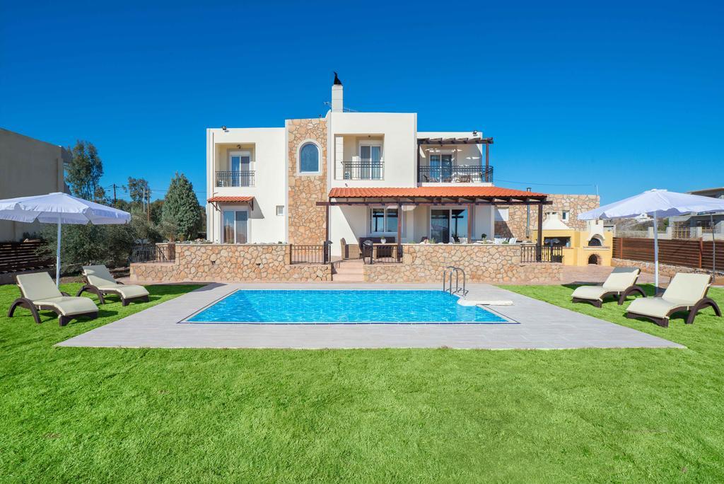 Marysol Luxury Villa ゲンナジー エクステリア 写真