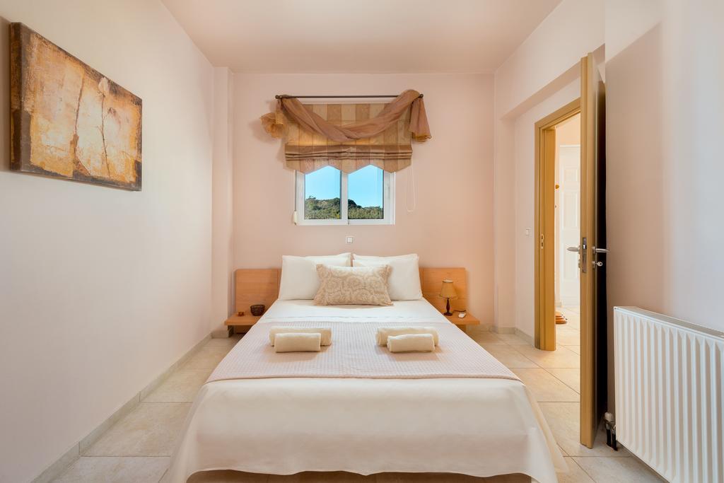 Marysol Luxury Villa ゲンナジー エクステリア 写真