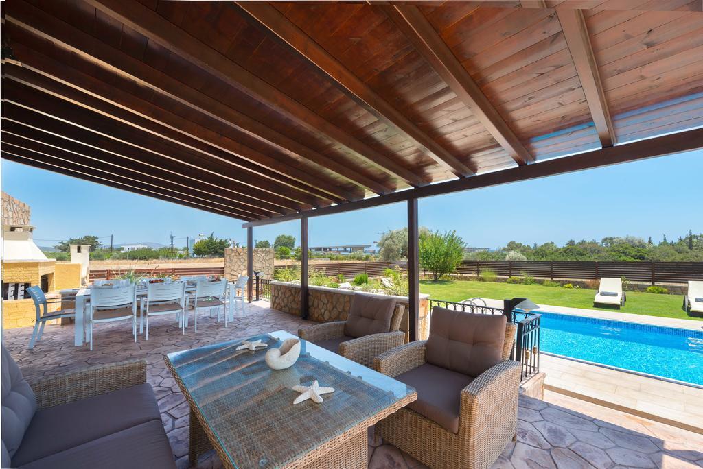 Marysol Luxury Villa ゲンナジー エクステリア 写真